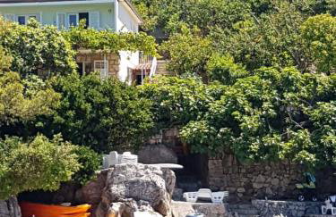 Villa Lara - Photo 1