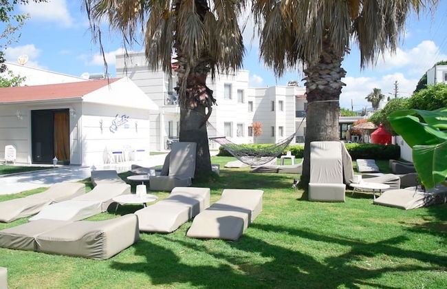 Tasev Apart Hotel - Photo 38