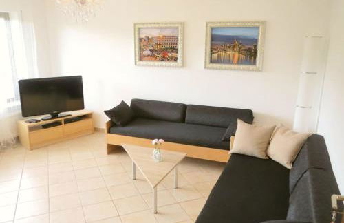 Villa Waldallee - Ferienwohnung (holidayhome) 84qm - Foto 12