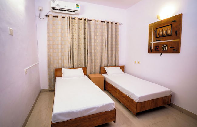 Helloworld Oslo Skyline 3BHK Seaview - Photo 1