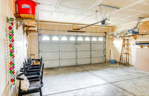 8 Mi to Beach Park Bakersfield Gem with Yard! - Photo 25