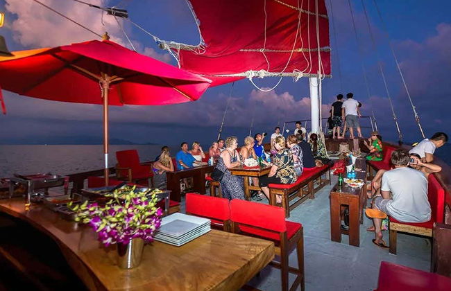 Giro in barca tradizionale con cena - Foto 4