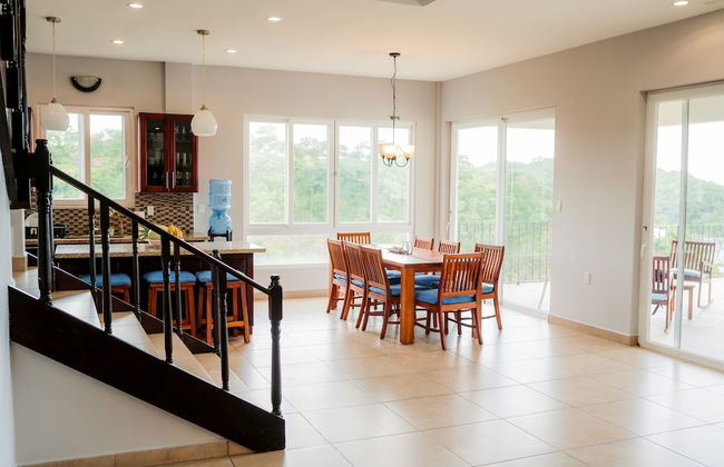 Seaside Serenity At Casa Cala Azul 3 Bedroom Home by RedAwning - Foto 28