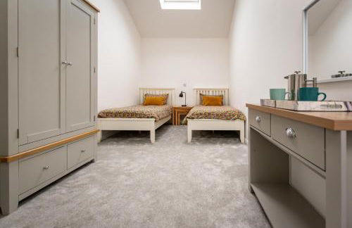 Great Orme- Seaside Cottage for 8 - Photo 21