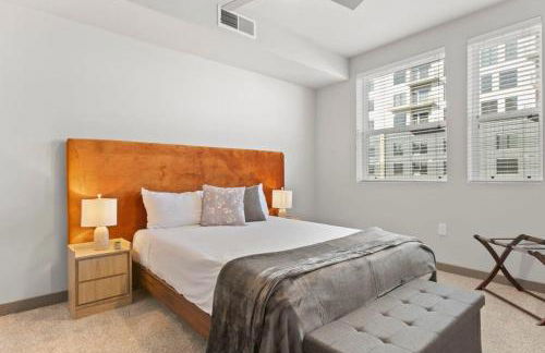 Cozysuites PHX RORO Gym Pool Pets Parking #13 - Photo 6