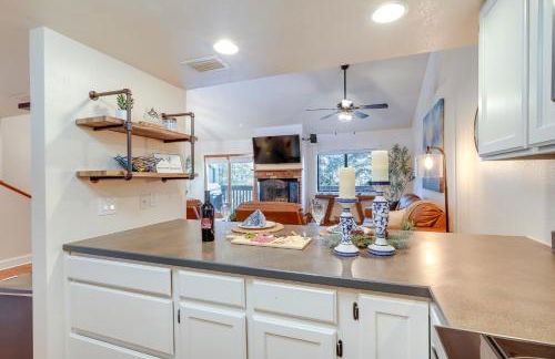 Cozy Flagstaff Condo in Country Club Community! - Foto 11