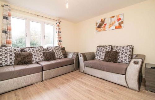 Quiet and Lovely 3-bed house parking and garden - Foto 1