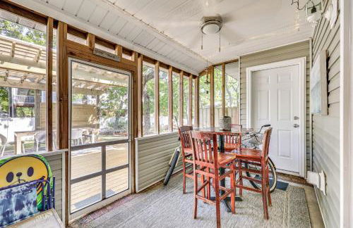 Oak Island Cottage Minutes to Long Beach! - Foto 17