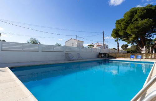 INNOUTHOME Gran casa y piscina torrente - Foto 3