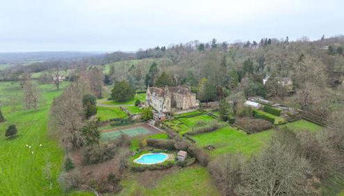 Haremere Hall - A Jacobean Estate of Grandeur - Foto 1