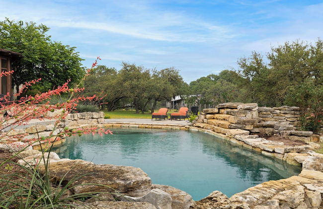 Private Ranch - Pool, Ping Pong, Yoga, Weddings, Games - Photo 2