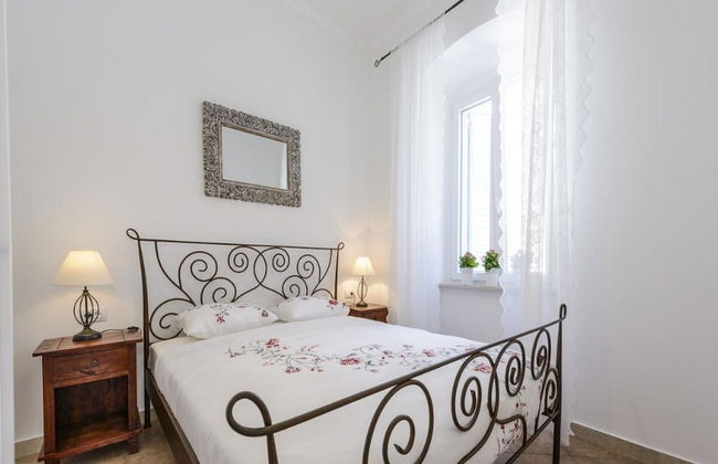 Apartments Franka Old Town - Photo 8