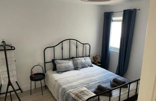 Seaview escape - spacious 3 bed beach apartment & terrace - Foto 14