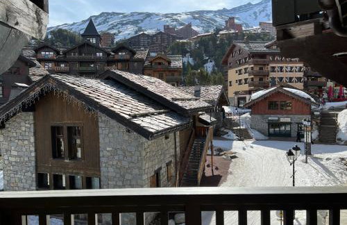 Arc 1950 - Auberge Jérôme - 4 à 6p - 1 chambre et 1 coin montagne séparé - Photo 1