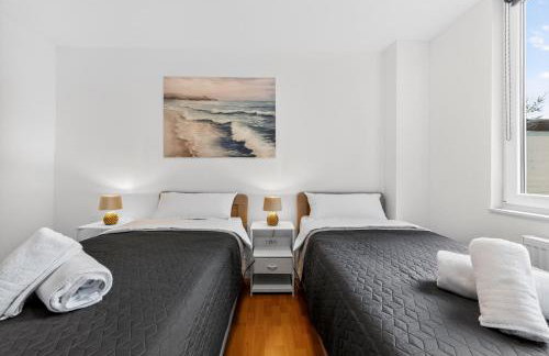 KRelax Black Forest - 3 Bedrooms - 6 Guests - Terrace - Parking - Smart TV - Near Thermal Baths - Nature - Foto 21