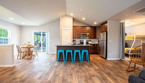 Boutique CDA Stay - Photo 3