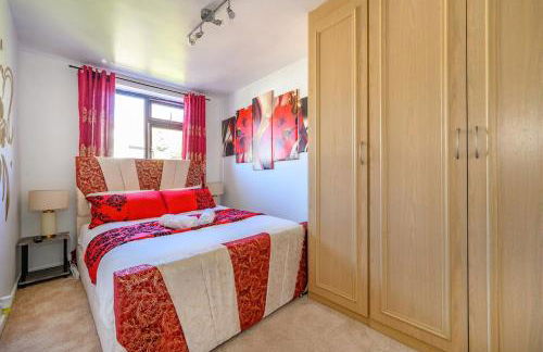 51VL For your Stylish and Relaxed Stay with Free Parking and Free WiFi - Foto 31