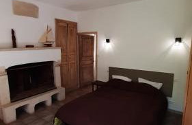 Le Mazet de la pointe dans les Alpilles avec piscine et jardin - Foto 5