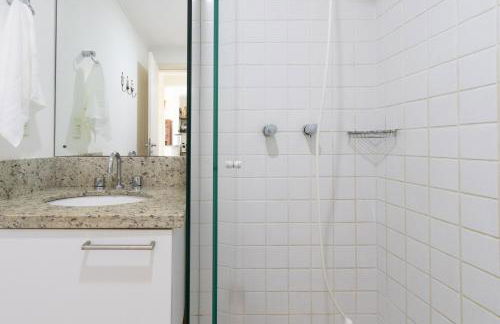 Apartamento com Vista Mar e Acesso a Praia YY4578 - Foto 23