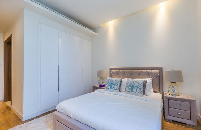 FAM Living - City Walk - Photo 10