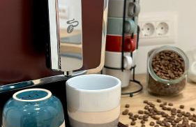 Omis apartment - near beach and town center, ground floor with small garden - Foto 48