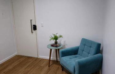 Apartamento aconchegante - Portaria 24 horas - Self Check-in - Bairro Sudoeste - Foto 1