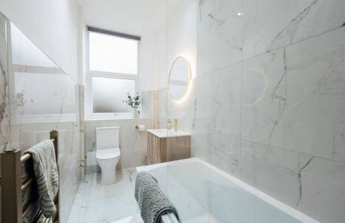 Sea View, 2 Bed Apartment, Central Largs - Foto 42