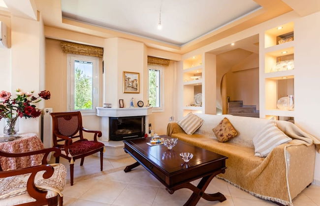 Verga Majestic Sunsets - Elegant Chic Retreat - Photo 3