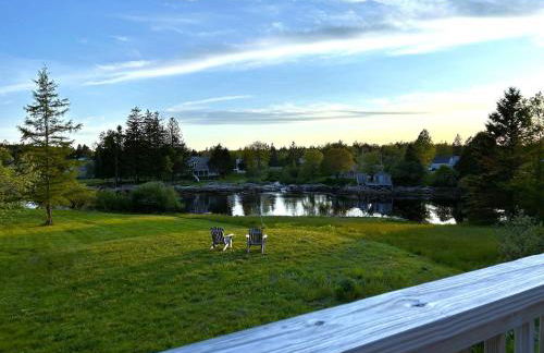 Waterfall Sea Cottage Family fire pit waterfront sleeps 4 - Foto 35