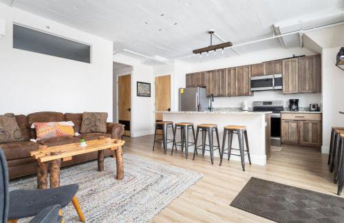 Red Drive at the Elegant Grand Traverse Commons - Foto 6