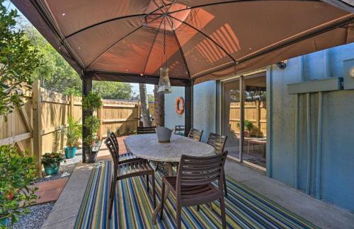 Dog Friendly Home by Flagler Avenue! Fenced Yard and Garage! Walk to the Beach! - Foto 14