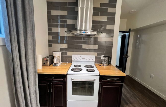 Dt 1bed 1bath Cozy Suite 8 Min Walk To Arena - Photo 13