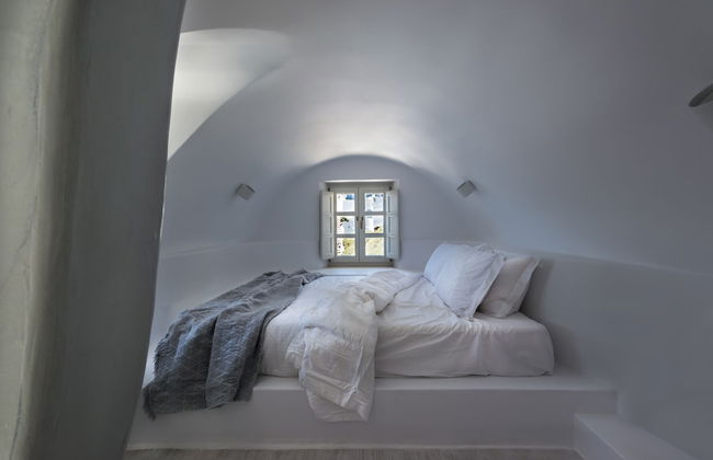 Nefeles Luxury Suites - Photo 23