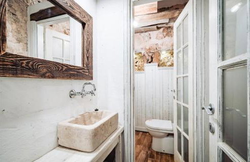 Amazing Apartment In Gruda - Foto 40