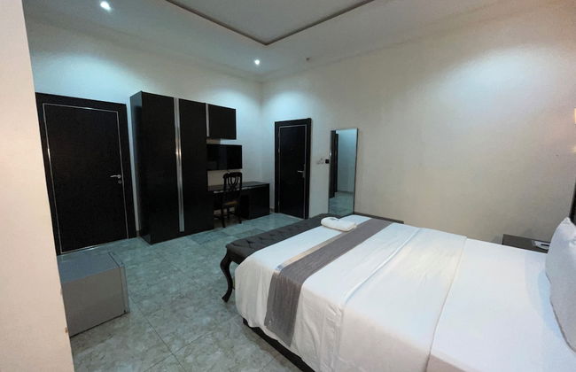 Aaron's Place Luxury Apartments & Rooms - Photo 6