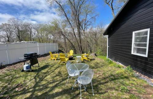 Campfire Cottage Fireplace, fire pit & no chores! - Foto 33