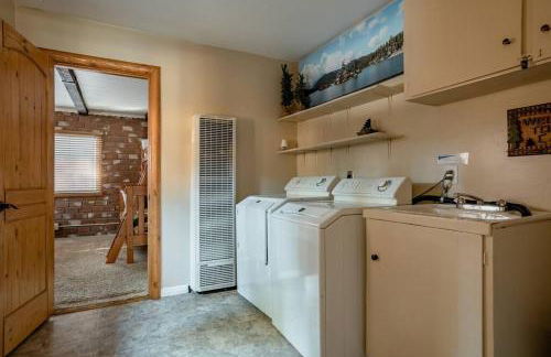 Hot tub*kids room*family cabin - Foto 29