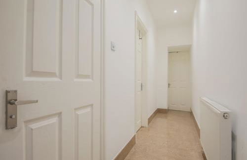 Pass the Keys Stylish Flat - 20 Mins from Central London - Foto 28