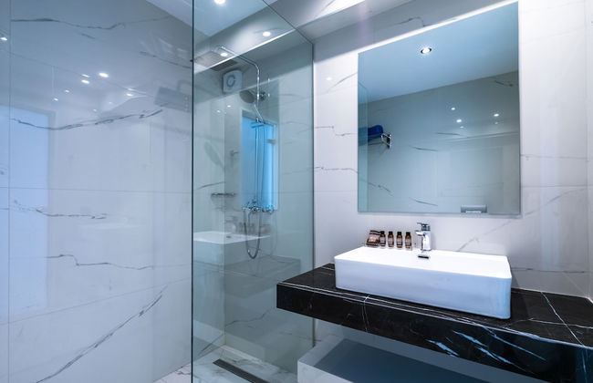 Castellum Suites - Photo 33