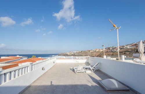 Sea Views Private Terrace 2BR House near the Beach - Foto 40