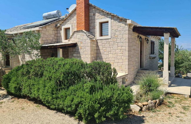 Secluded Oasis With Pool, Outdoor Kitchen, & Landscaped Terraces - Foto 34