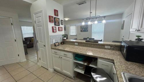 Tropical 3bed 2bath Lakeland Home on corner lot - Foto 2