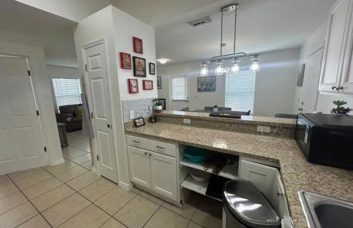 Tropical 3bed 2bath Lakeland Home on corner lot - Foto 2