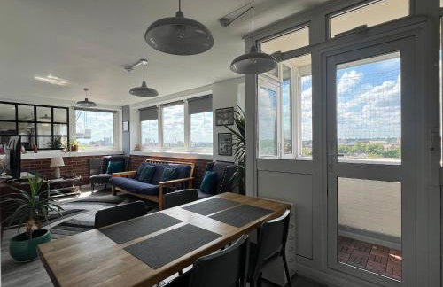 Stuning city views steps from the Iconic Abbey Road crossing - Foto 4