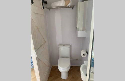 Apple Tree Hut - Photo 6