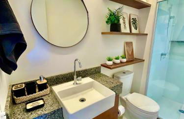 Moema URBAN Heaven - Piscina - Prox Metro - Prox Sh Ibirapuera - Cama Queen - Internet 500mbps - Ar cond - Cozinha completa - Academia - Churrasqueira - Foto 3