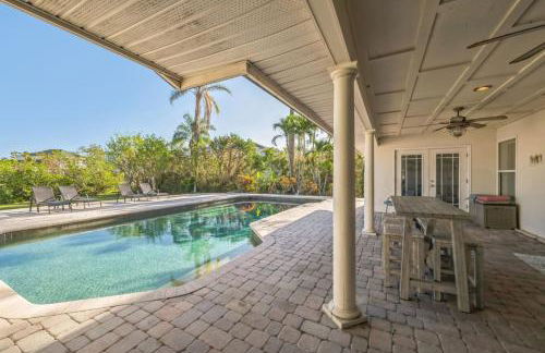 456 Stunning Canal-Front Home with Heated Pool - Foto 2