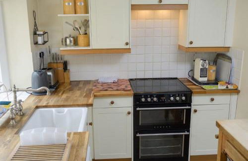 Beautiful Cottage in Picturesque Cotswolds Village - Foto 14