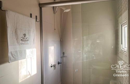 Casa Triplex com 03 Suítes, Cond no Centro Gramado - Foto 18