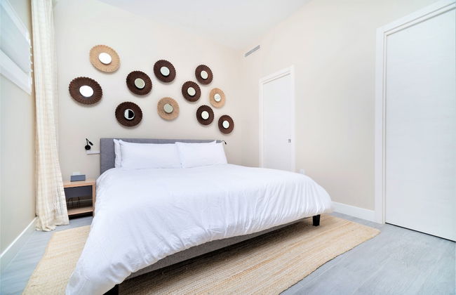 Cayman Luxury Rentals at The Grove - Photo 43